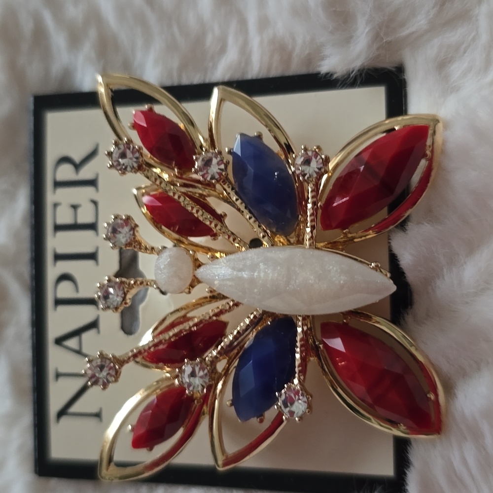 NAPIER BRAND WOMEN'S BEAUTIFUL COLORFUL BUTTERFLY FASHION JEWELRY PIN BROOCH